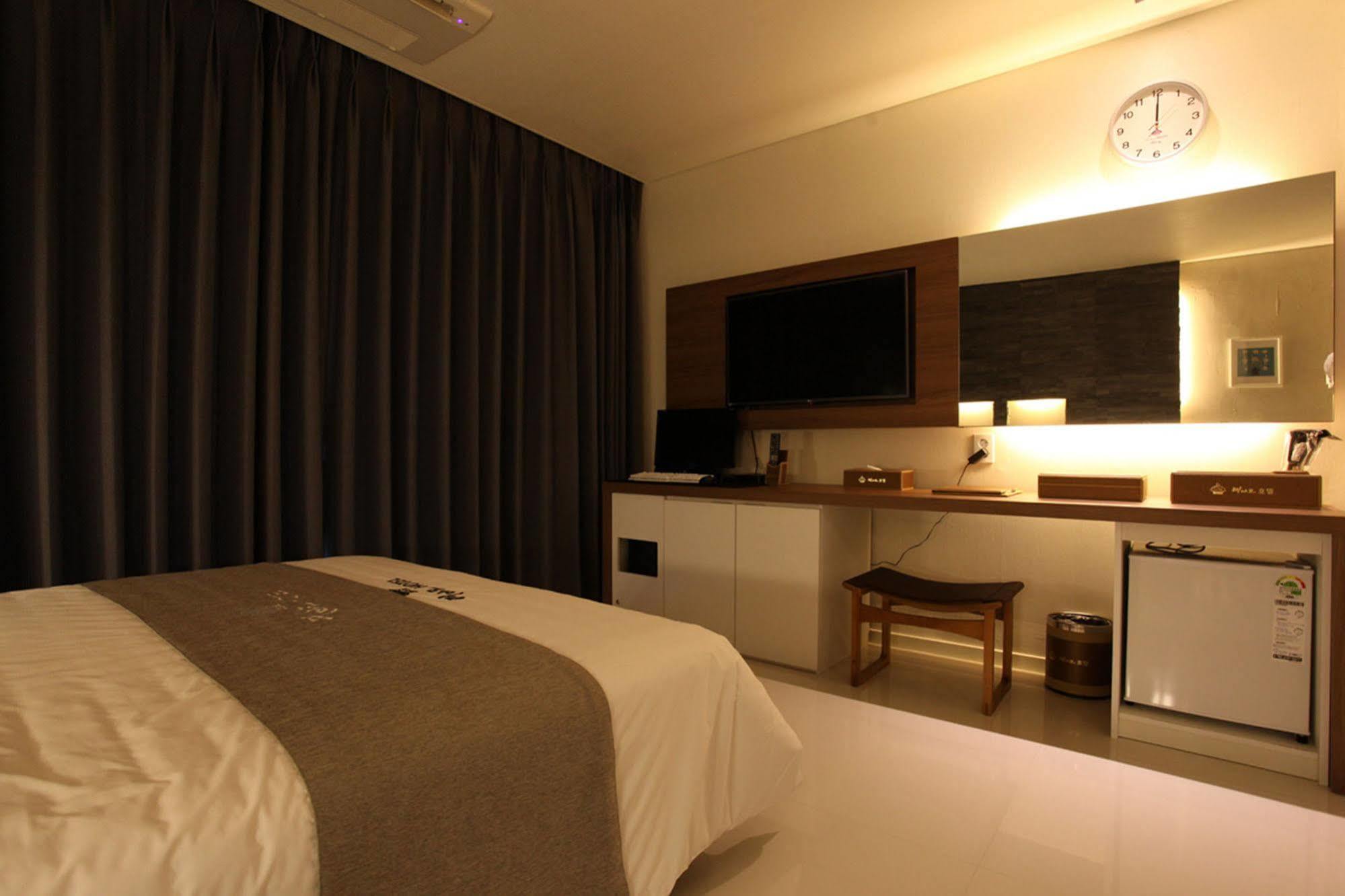 Drive In Hotel Tiamo Pocheon Εξωτερικό φωτογραφία