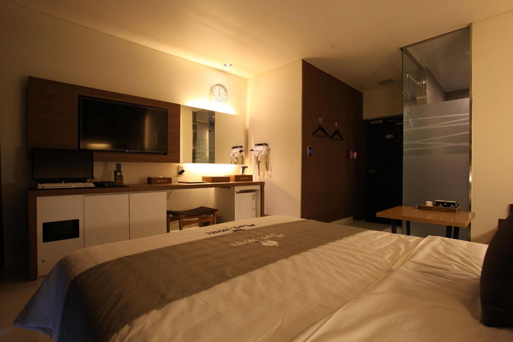 Drive In Hotel Tiamo Pocheon Εξωτερικό φωτογραφία