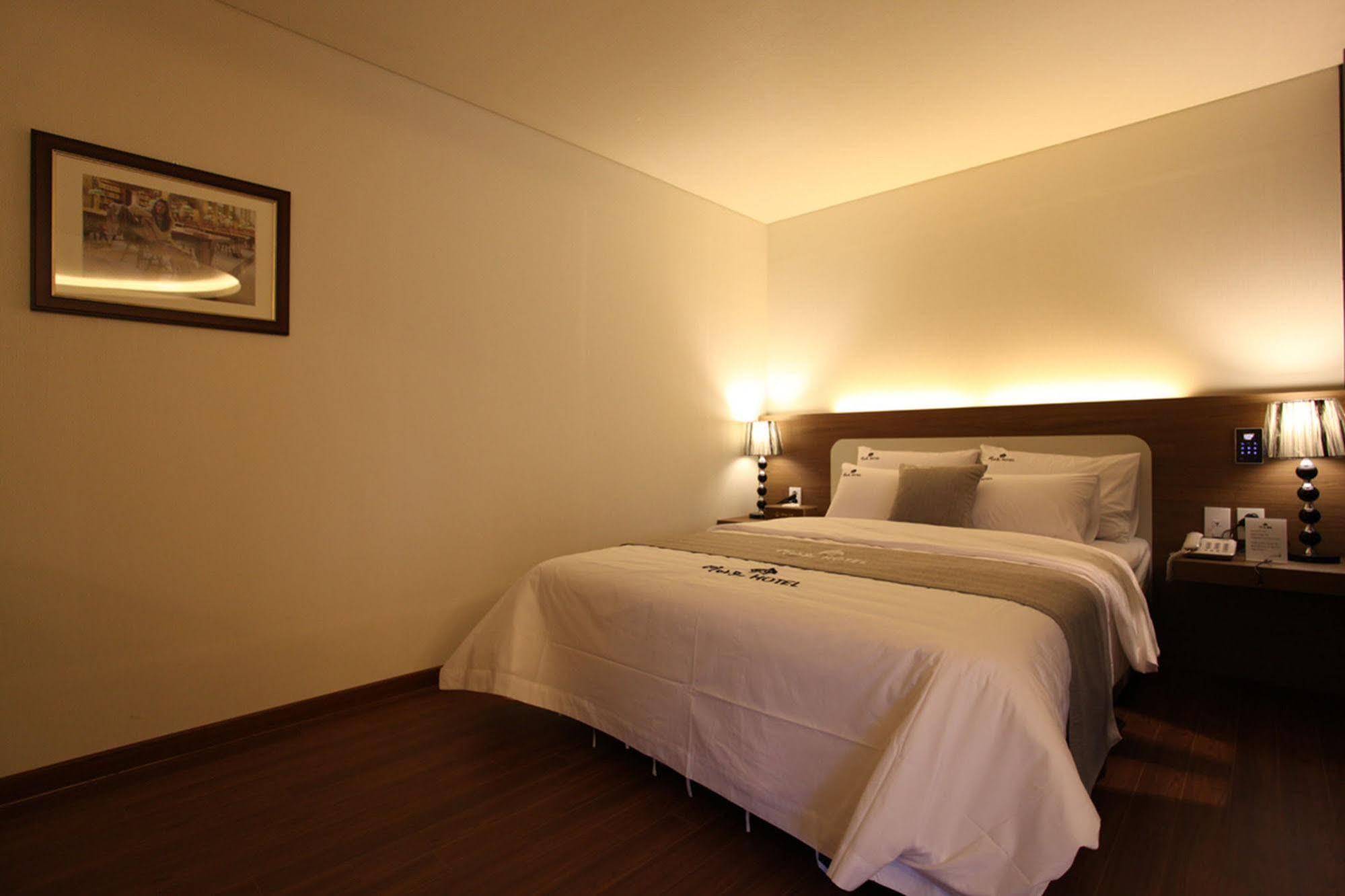 Drive In Hotel Tiamo Pocheon Εξωτερικό φωτογραφία